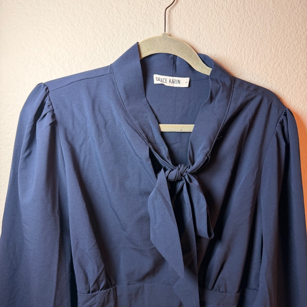 Navy Tie Neck Blouse XL Office Siren Career Staple Workwear Chic Feminine Top‎ - Picture 5 of 11